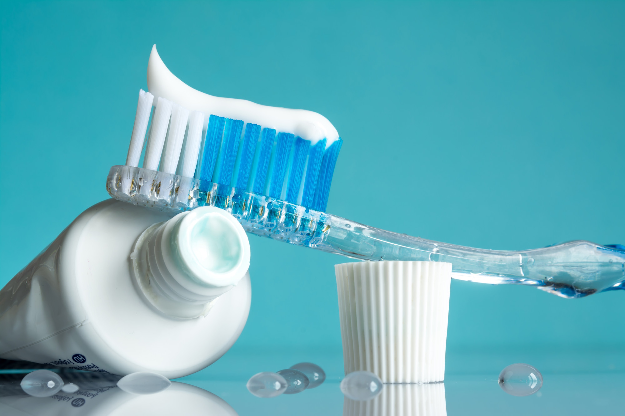 The Benefits of a Toothpaste Bundle