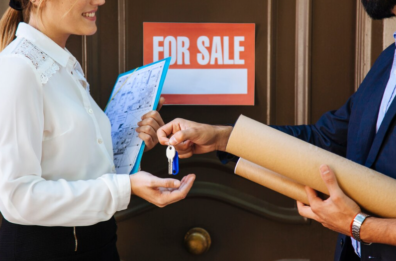 Top Reasons to Hire an Experienced Estate Sale Liquidation Company