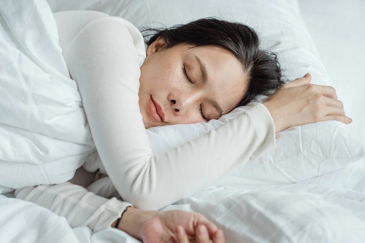 Menopause Sleep Problems - Improve Rest With Cooler Routines